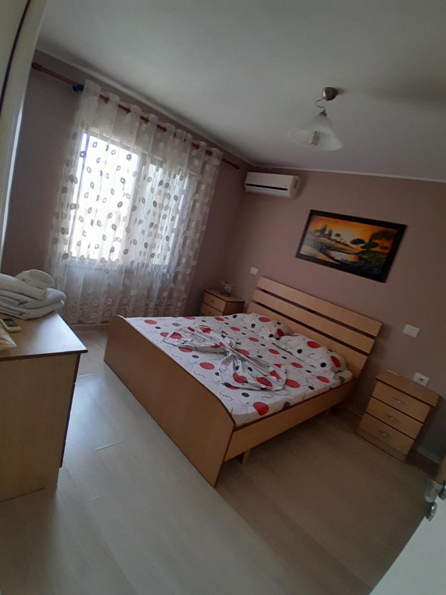 Cufaj Apartaments Shkodra Exteriör bild
